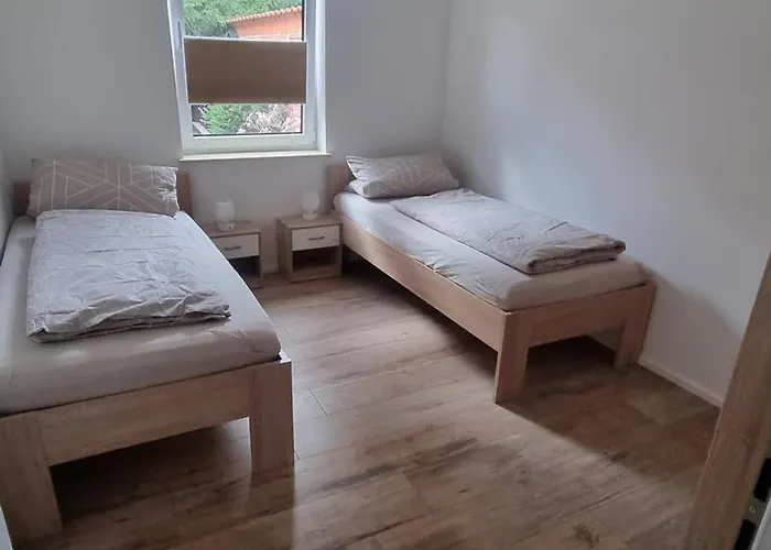 Lejlighed Moeblierte 3-zimmerwohnung In Nahe Leuna, Leipzig Mit Wlan Und Waschmaschine Weißenfels